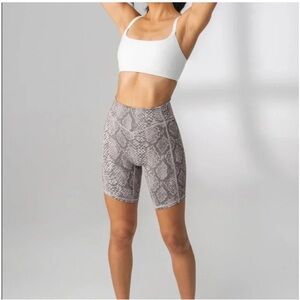 Balance Athletica/Vitality Boa Ascend Rider shorts NWOT
